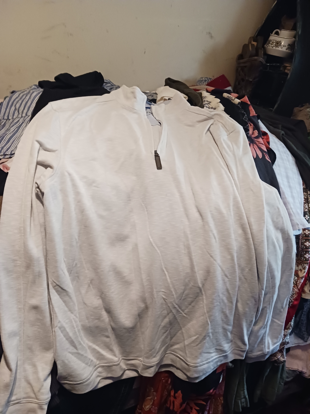 Johnston & Murphy Light Gray Zip Mock-Neck Pullover